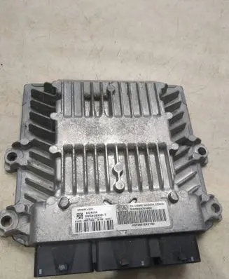 Citroen C4 II Engine control unit/module 9666095880 5WS40690BT 9661642180