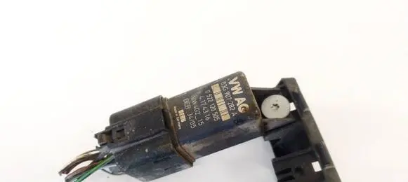 Skoda Octavia Mk2 (1Z) Glow plug pre-heat relay 03G907282A 0522120505