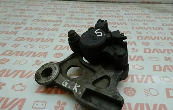 Honda CR-Z Rear brake caliper