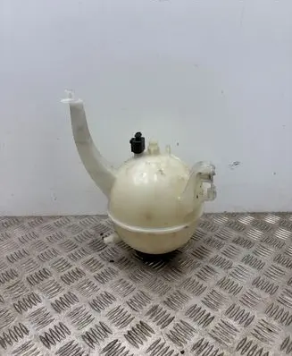 BMW X5 G05 Coolant expansion tank/reservoir 8610662