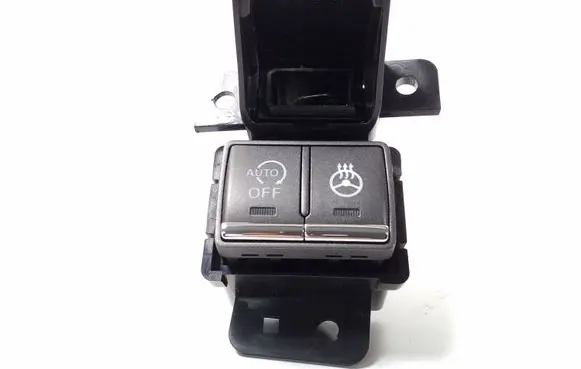 Infiniti Q70 Y51 Other switches/knobs/shifts