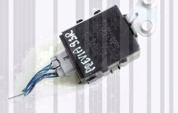 Toyota Previa (XR10, XR20) I Window wiper relay 8594028030