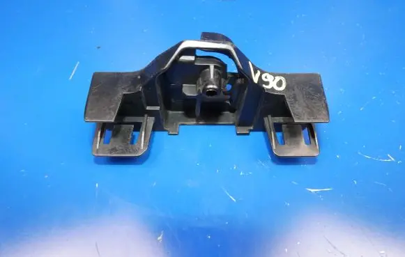 Volvo S90, V90 Front bumper mounting bracket 31455603