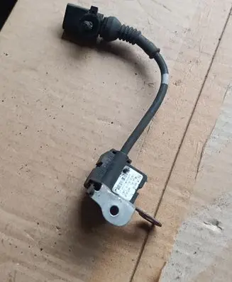 Audi Q7 4L Headlight/headlamp level sensor 7L0907674B