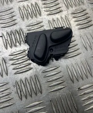 Mercedes-Benz E W211 Seat control switch 2108213851 03463815