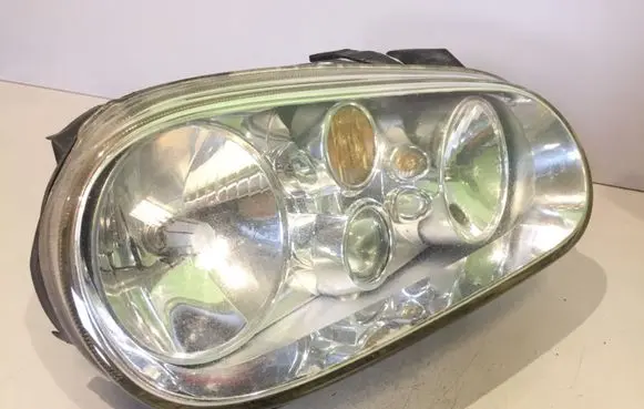 Volkswagen Golf IV Headlight/headlamp 1J1941016C