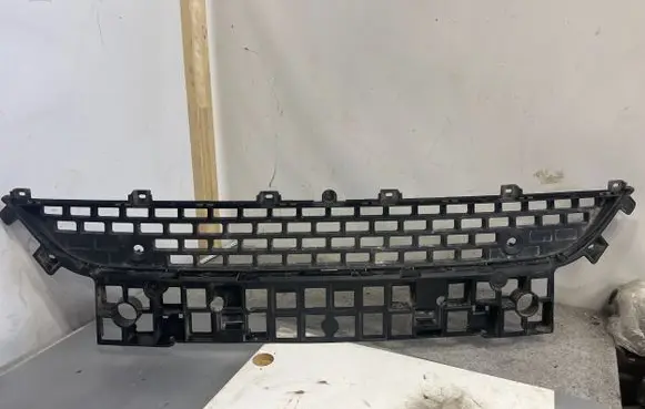 Renault Master III Front bumper lower grill 622548761R 622546766R ETD15