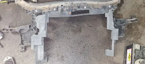 Renault Scenic II - Grand scenic II Radiator support slam panel