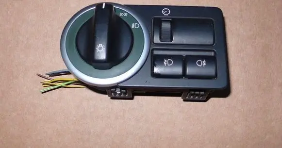 Land Rover Range Rover L322 Light switch 037094056