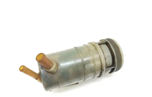 Isuzu D-Max Power steering fluid tank/reservoir