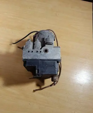Audi A6 S6 C4 4A ABS Pump 8D0614111