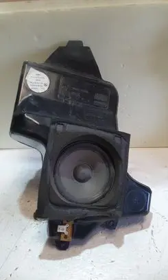 BMW 5 E39 Parcel shelf speaker 65138360778 4050148 8360778