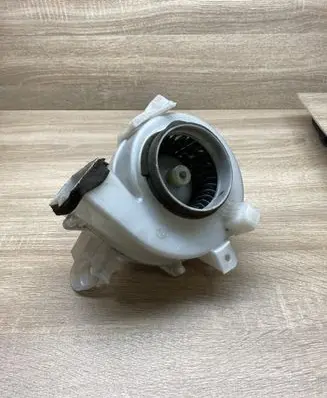 Toyota Prius (XW20) Heater fan/blower 8713047070