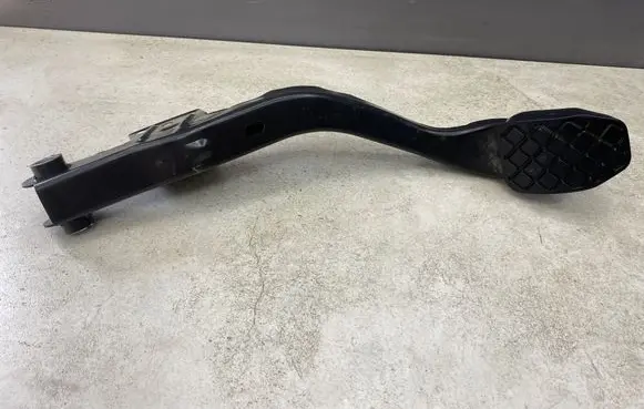 Audi A4 S4 B7 8E 8H Brake pedal 8E1721140