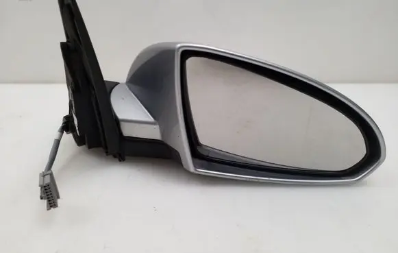 Nissan Primera Front door electric wing mirror 96301AU472