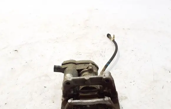 Hyundai Tucson TL Rear brake caliper 58230CZ600