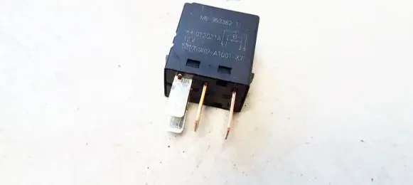 Mitsubishi Space Star Other relay MB9533821