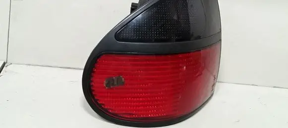 Renault Laguna I Rear/tail lights 7700820052