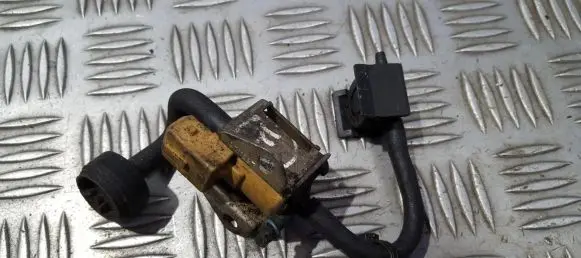 Opel Vectra B Valve vacuum 52762701 5.27627.01