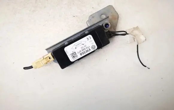 Antenna control unit