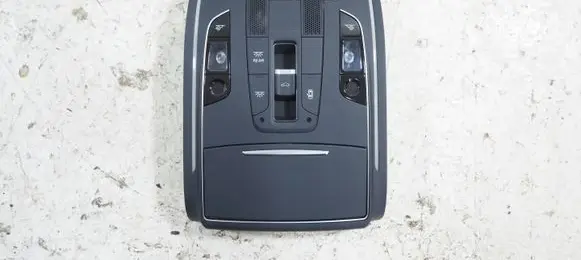 Audi A8 S8 D4 4H Front seat light 4H0947135