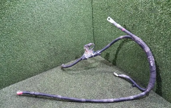 Positive cable (battery)