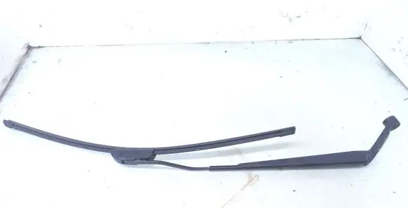 Toyota Corolla E120 E130 Front wiper blade arm 8522102120B
