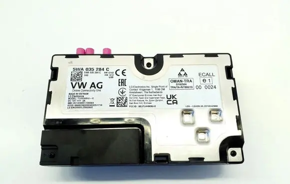 Skoda Octavia Mk4 Bluetooth control unit module 5WA035284C