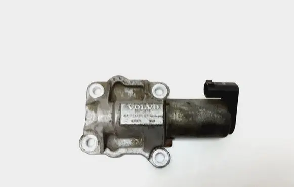 Volvo XC90 Camshaft vanos timing valve 8670421