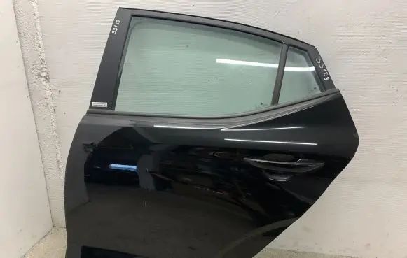 Hyundai i10 Rear door