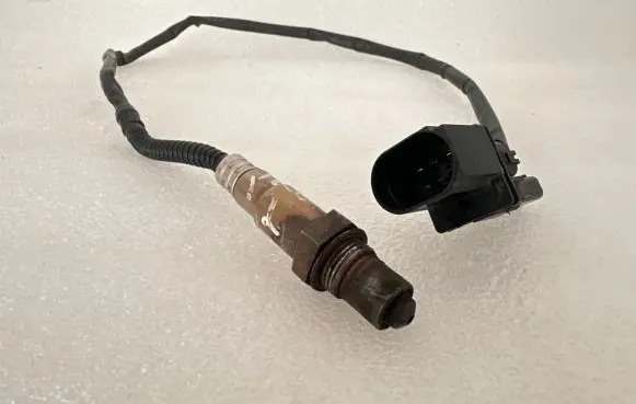 Volkswagen Touareg I Lambda probe sensor 0258007357