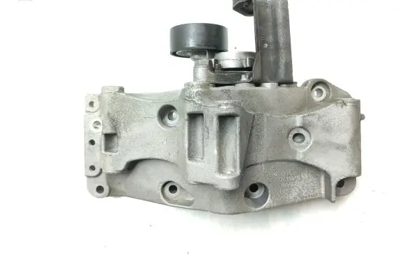 BMW 3 F30 F35 F31 Generator/alternator bracket 7619250