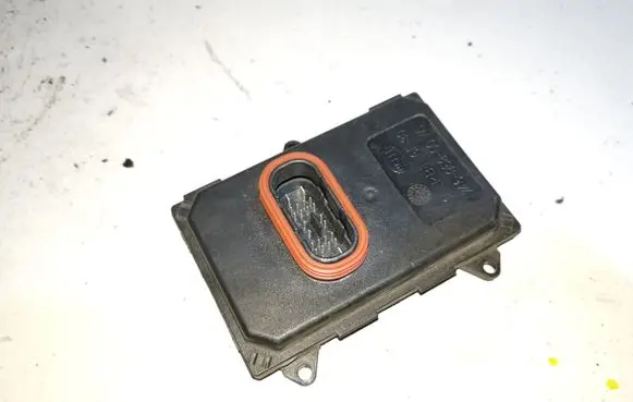 Volkswagen Touareg II Headlight ballast module Xenon 8U0941329
