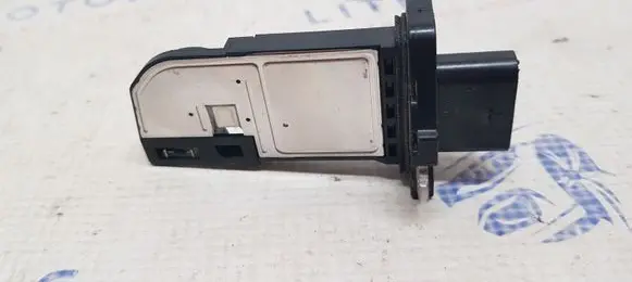 BMW 5 F10 F11 Mass air flow meter 7804150
