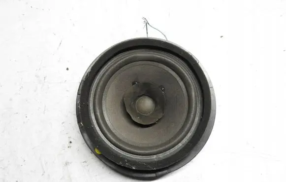 Suzuki Kizashi High frequency speaker in the rear doors 3910263J50