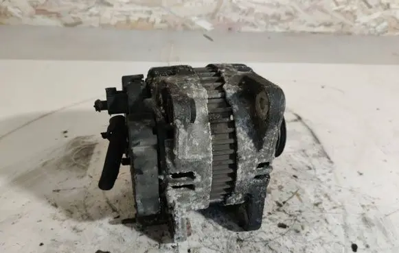 Audi Q7 4L Generator/alternator 0121715051