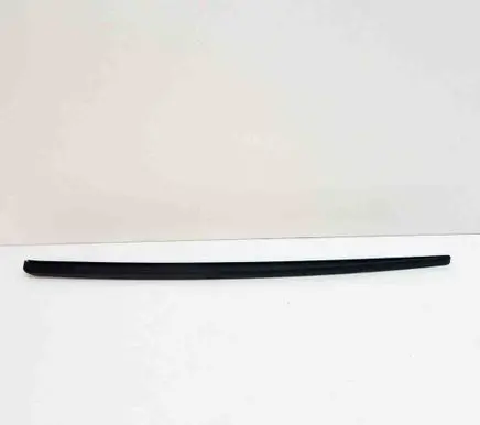 Windshield trim