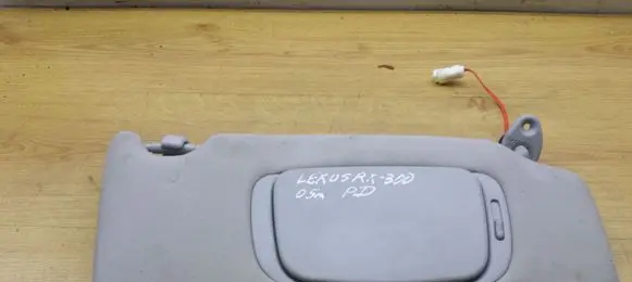 Lexus RX 300 Sun visor