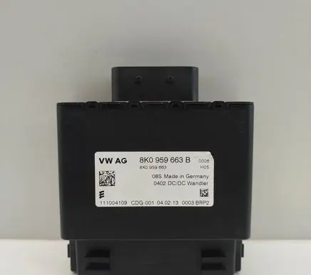 Audi A4 S4 B8 8K Voltage converter/converter module 8K0959663B