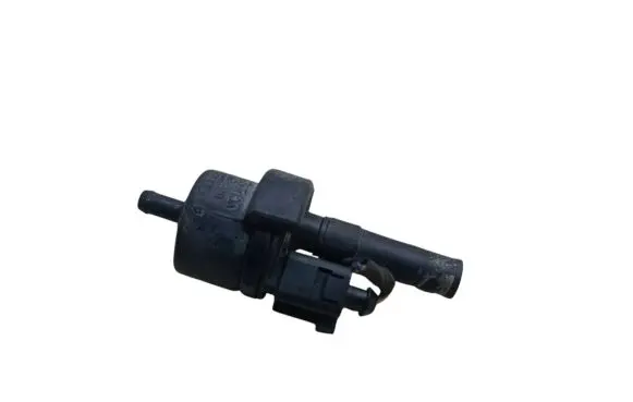 Volkswagen PASSAT B6 Valve vacuum 058133459