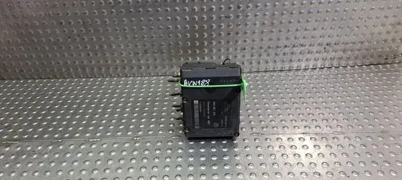 Volkswagen PASSAT B4 ABS Pump S18031170 1H2614117B 3A0907379