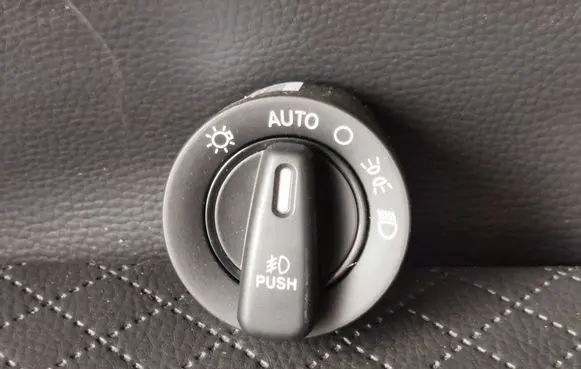 Dodge Challenger Light switch 56046258AD 86390