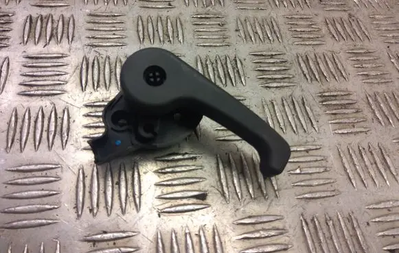 KIA Niro Engine bonnet (hood) release handle