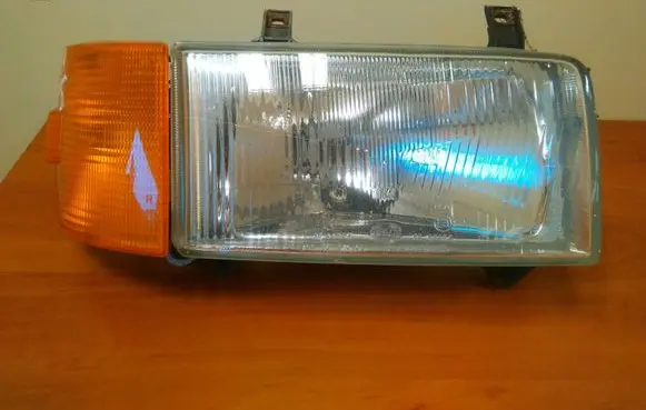 Volkswagen Transporter - Caravelle T4 Headlight/headlamp