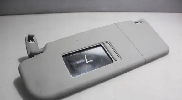 Skoda Fabia Mk2 (5J) Sun visor clip/hook/bracket 