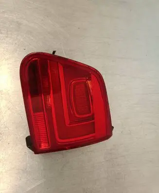 Volkswagen Tiguan Tailgate rear/tail lights 5N0945310 A046341 Z101