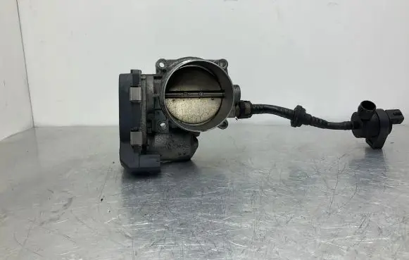 BMW 5 E60 E61 Throttle valve 7556119 A2C53179105