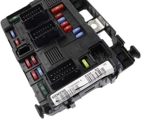 Citroen Berlingo Fuse module 9650618480 T118470003K BSMB3