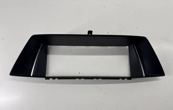 BMW X1 E84 Radio/GPS head unit trim 9257640 51459257640
