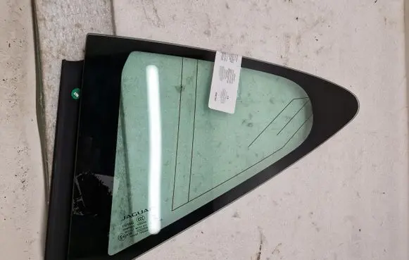 Jaguar F-Type Rear side window